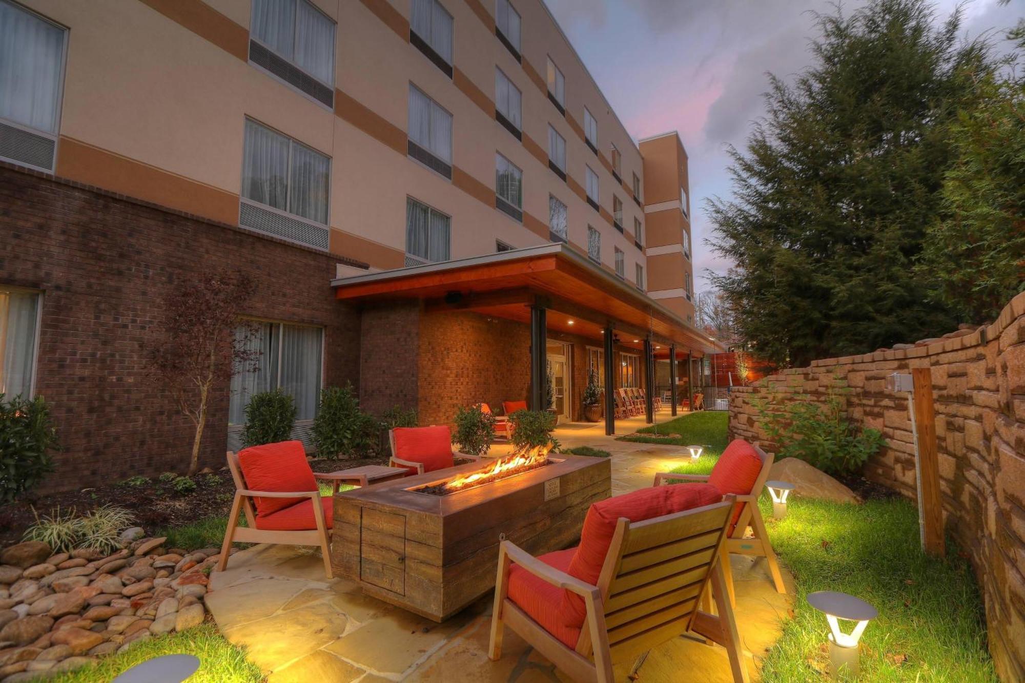 Fairfield Inn & Suites By Marriott Gatlinburg Downtown Eksteriør bilde